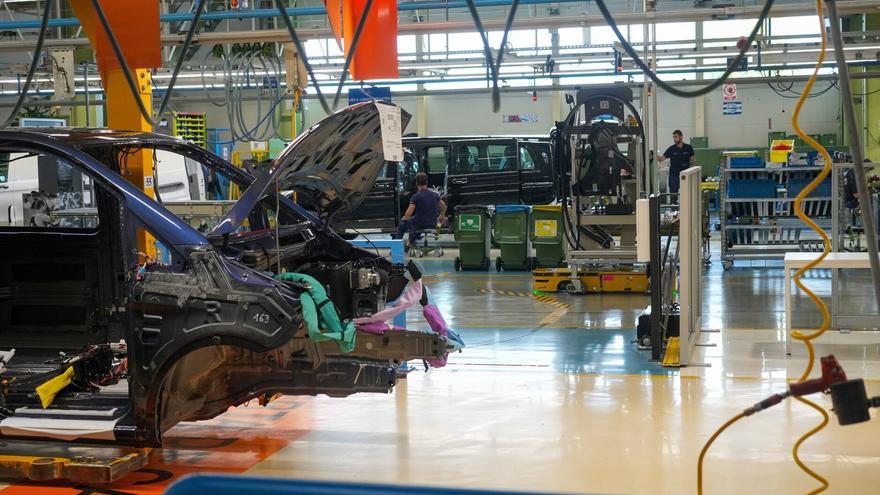 Las ventas de furgonetas de Mercedes retroceden un 11% en 2025