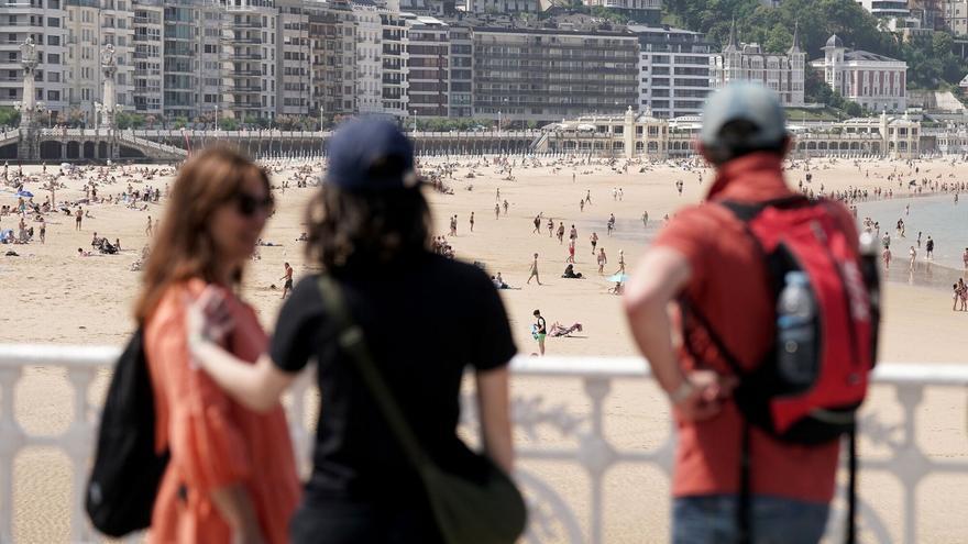 Adiós a los sofocos: los alimentos que regulan la temperatura corporal