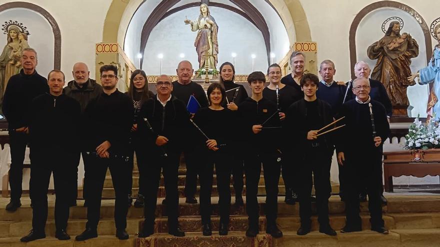 Tres generaciones de txistularis de Ereintza ofrecerán un concierto en Errenteria