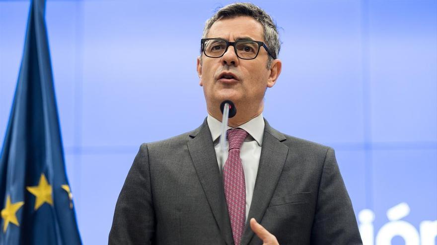 Bolaños, tras la firma del acuerdo para reparar a las víctimas: "El Estado decide la indemnización, la Iglesia católica la paga"