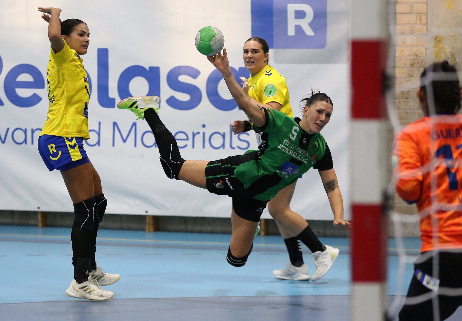 Fotos del partido entre Replasa Beti Onak y Rocasa