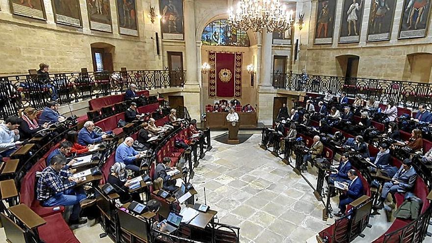 La Cámara vizcaina celebró ayer el primer pleno de control del año en la Casa de Juntas de Gernika.  | FOTO: DEIA