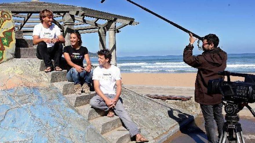 Tres surfistas vascos se &#039;convierten&#039; en actores