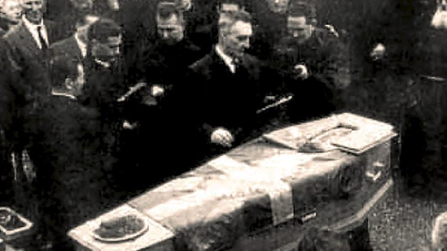 Detenido por portar el féretro del lehendakari