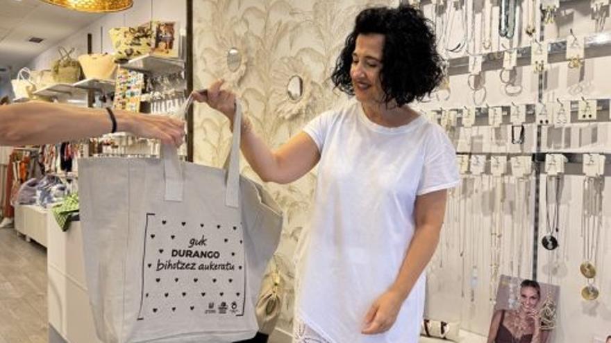 Dendak Bai repartirá 1.500 bolsas reutilizables para impulsar las compras en Durango