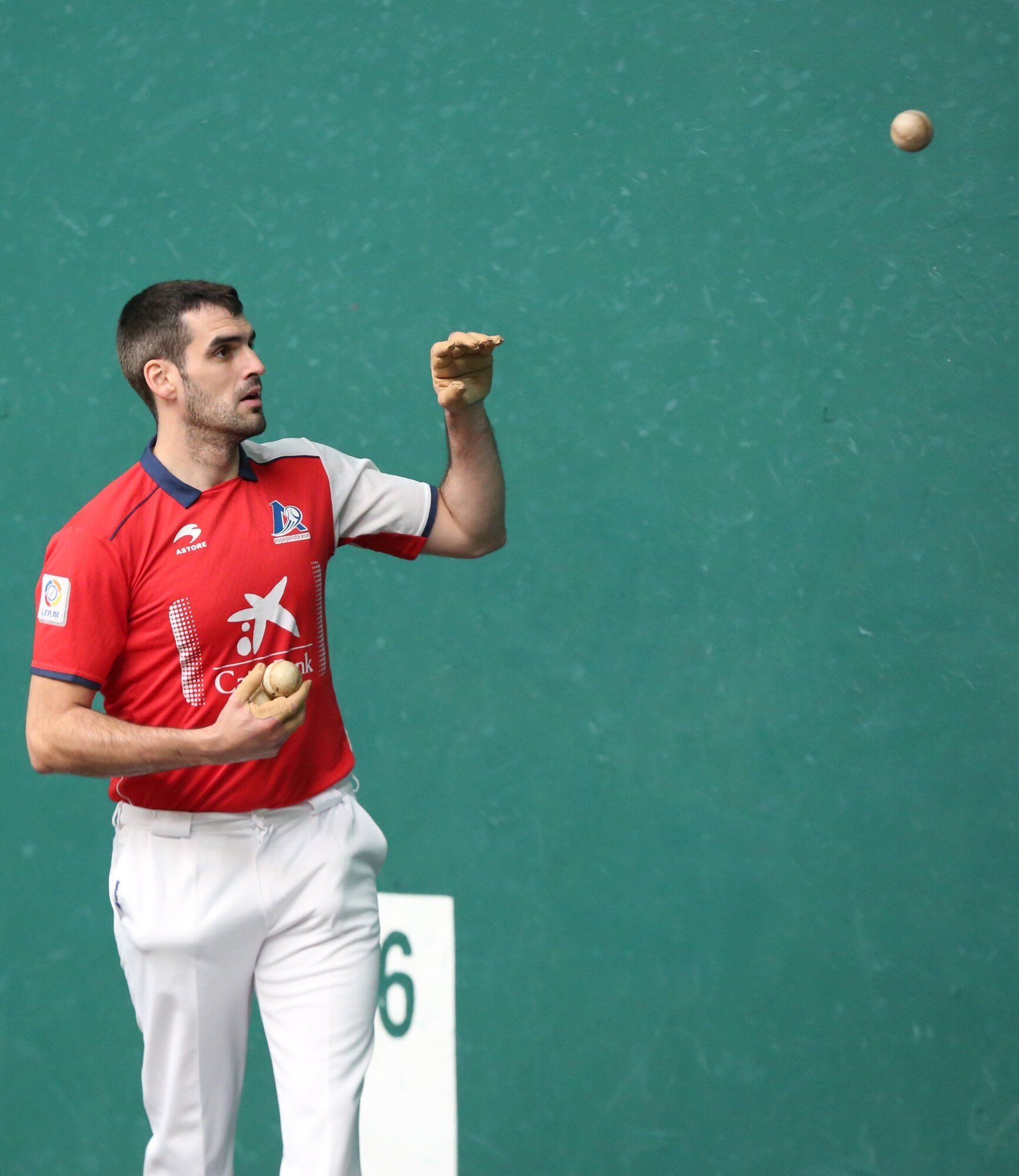 Ezkurdia y Altuna III ya tienen su material para las semifinales en el Labrit