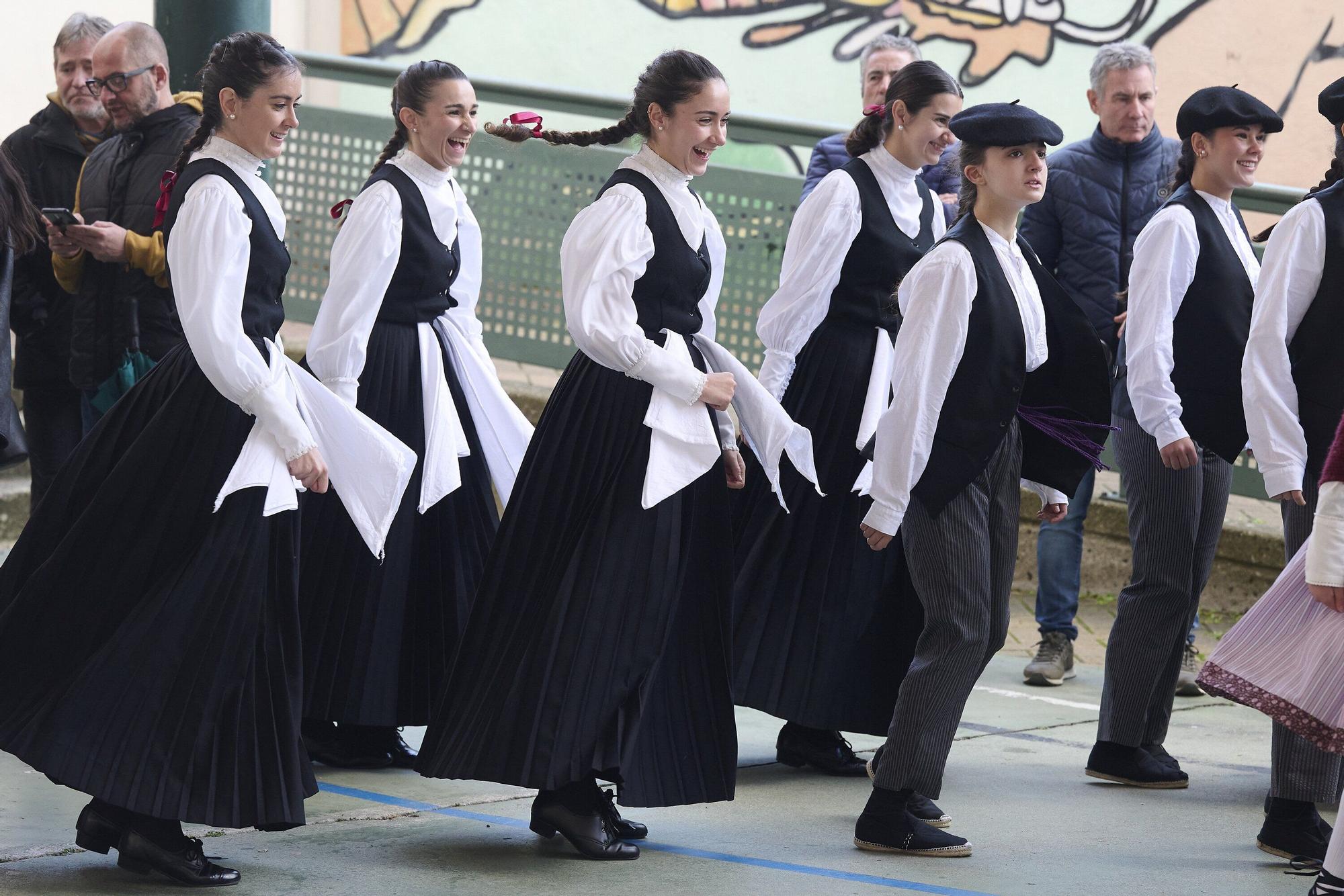 III Día del grupo de danzas Larratz