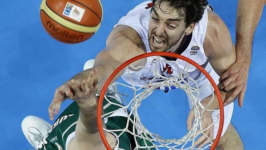 España muestra su poderío y ya está en semifinales