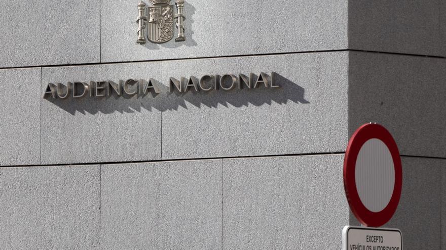 La Audiencia Nacional procesa al exjefe de la UDEF que tenía 20 millones emparedados en su casa