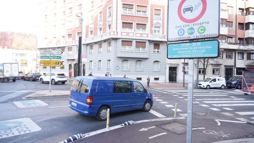 El Ayuntamiento impone 75 multas al día por acceder a la ZBE de Bilbao