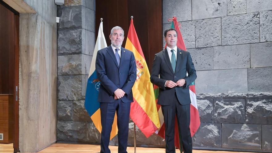 Pradales y Clavijo coinciden en que ni el Estado ni la UE &quot;han estado a la altura&quot; en inmigración y exigen un plan integral
