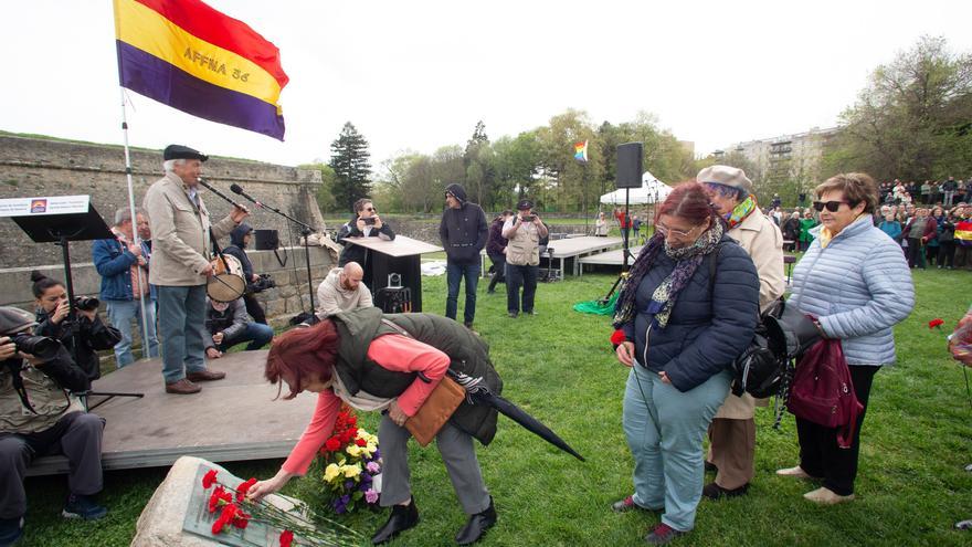 Cientos de personas recuerdan a los navarros asesinados y represaliados tras el golpe de Estado de 1936