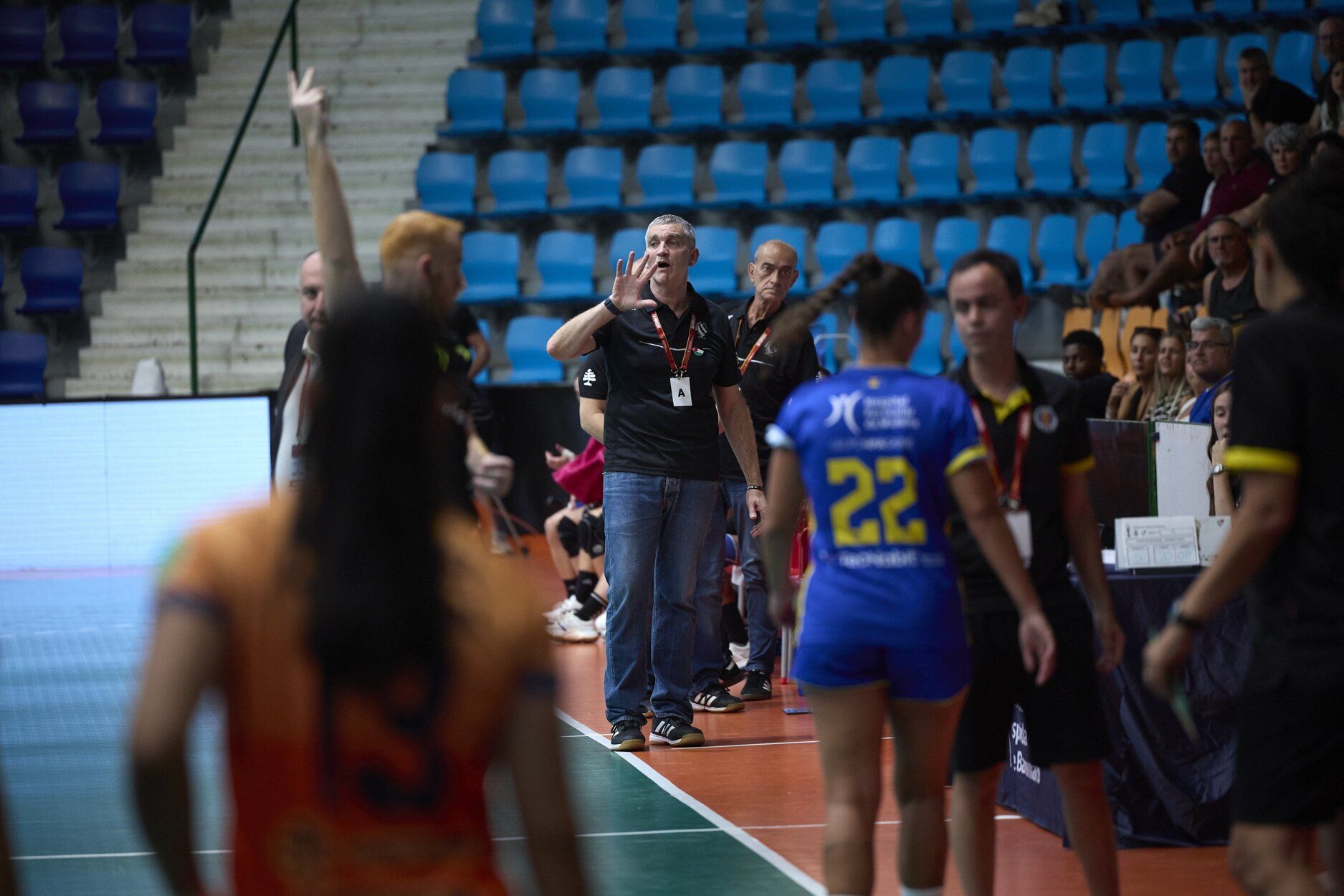 Fotos de las semifinales de la Supercopa Ibérica de balonmano en Anaitasuna