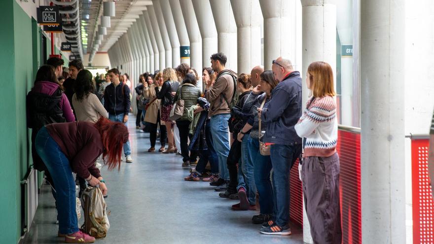 De 7.200 a 977: los aspirantes a las 585 plazas de administrativo foral afrontan su segunda prueba en la UPNA