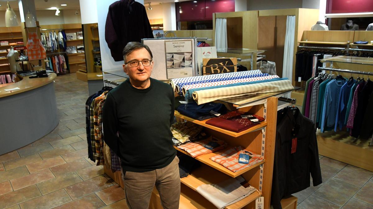 José Luis Belzunegui Apezteguía, tercera generación de una familia y que el próximo 31 de diciembre dirá adiós a casi 125 años de negocio familiar.