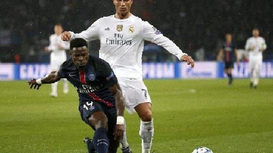 El Real Madrid, sólido y bien plantado, empequeñece al PSG