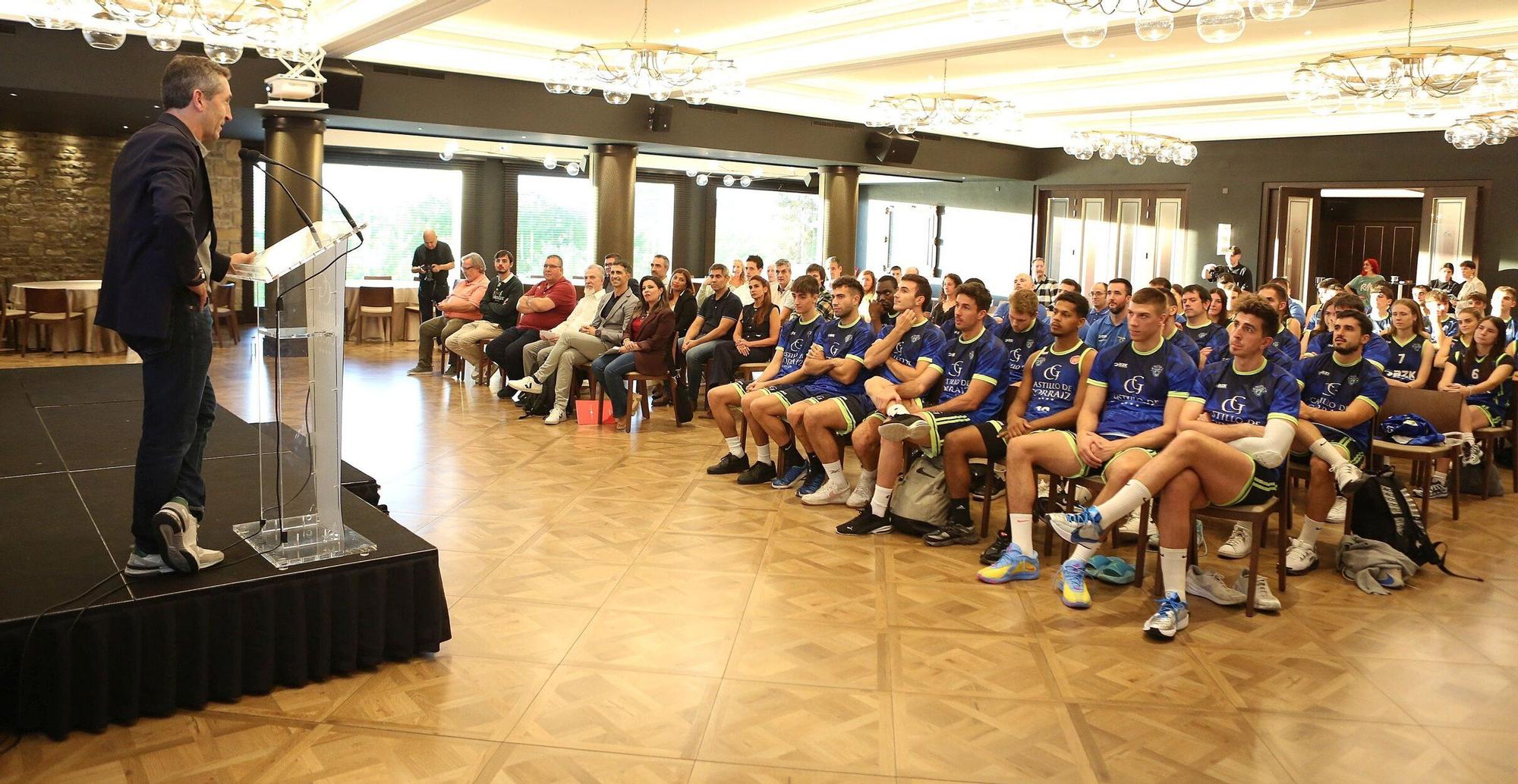 Fotos de la presentación del Castillo de Gorraiz Valle de Egüés