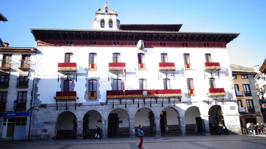 Seguridad condena el asalto &quot;grave e intolerable&quot; a la comisaría de la Policía Local de Azpeitia