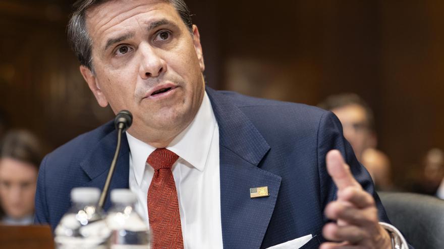 Trump nomina oficialmente a Todd Blanche como fiscal general