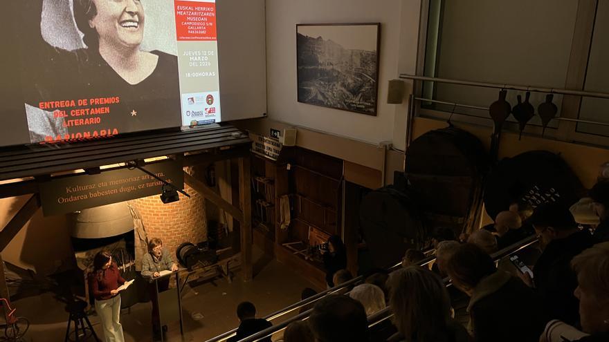 Karlos Turrillas y Fátima Chamorro ganan el certamen literario Dolores Ibarruri
