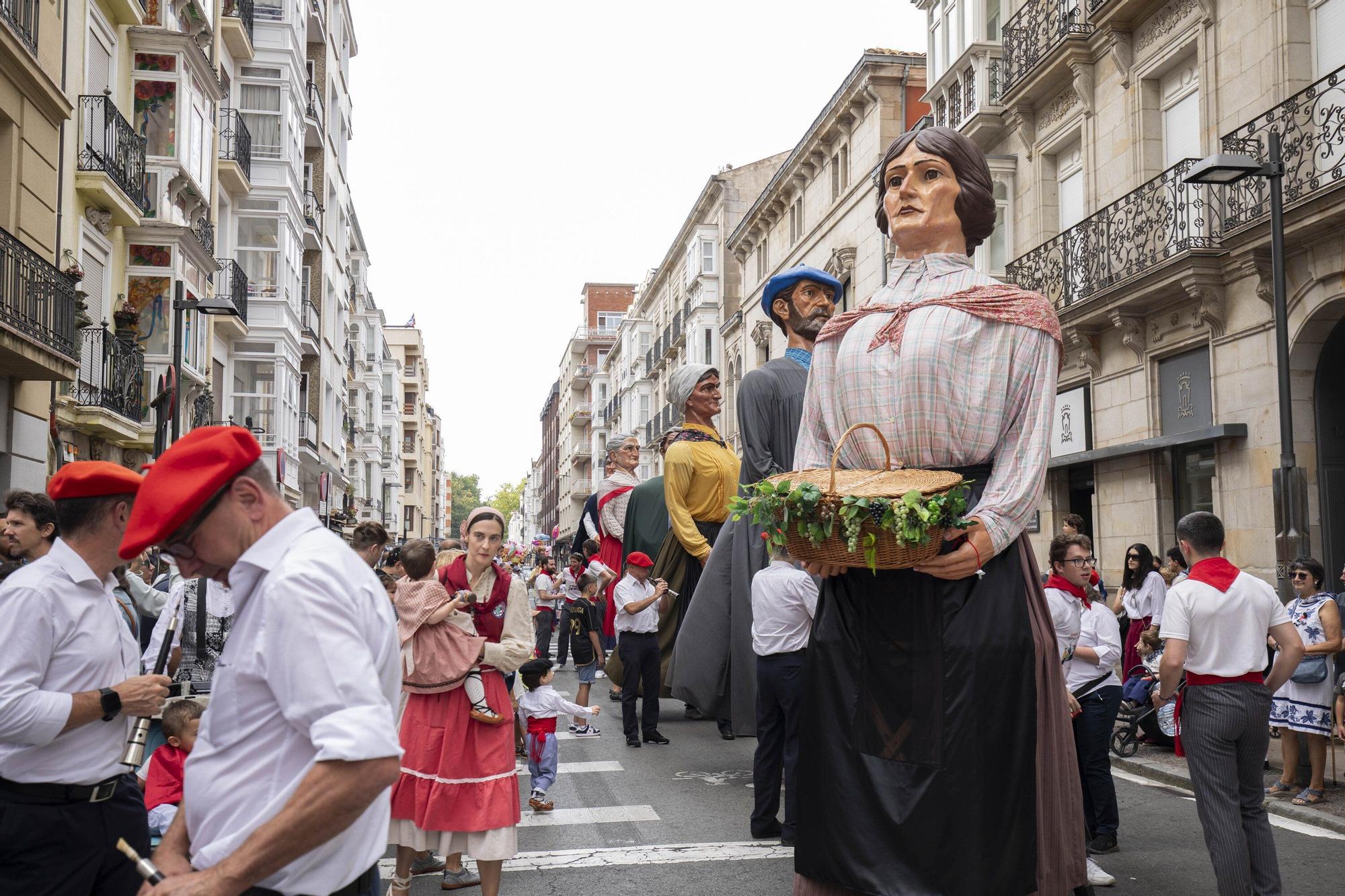 Comparsa de Cabezudos