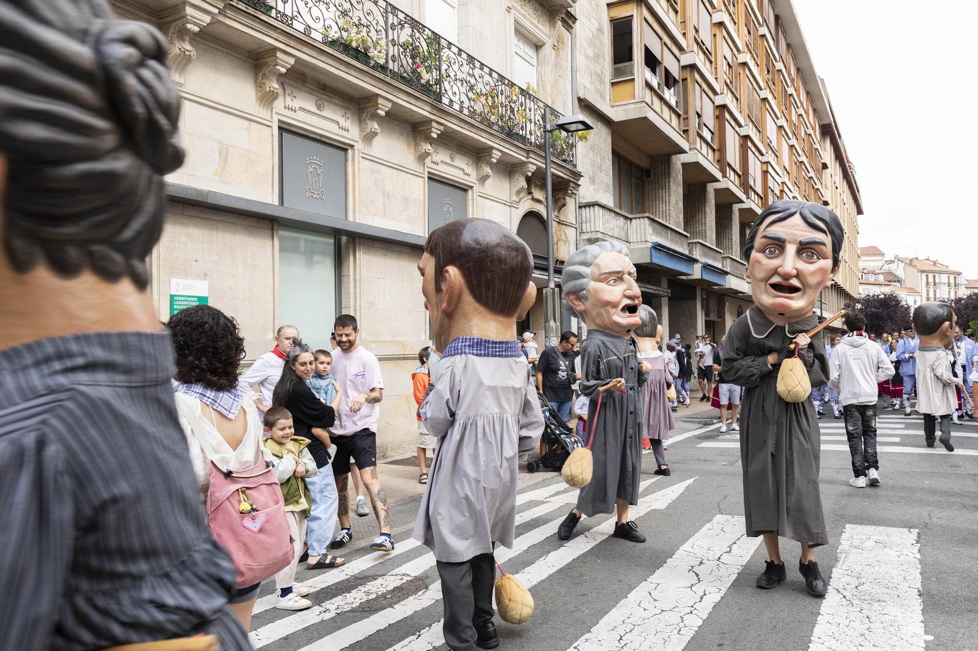 Comparsa de Cabezudos