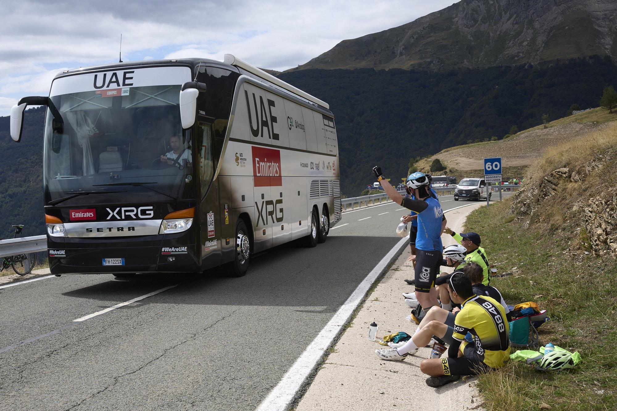 Fotos de la etapa navarra de La Vuelta 25 entre Sendaviva y Larra - Belagua