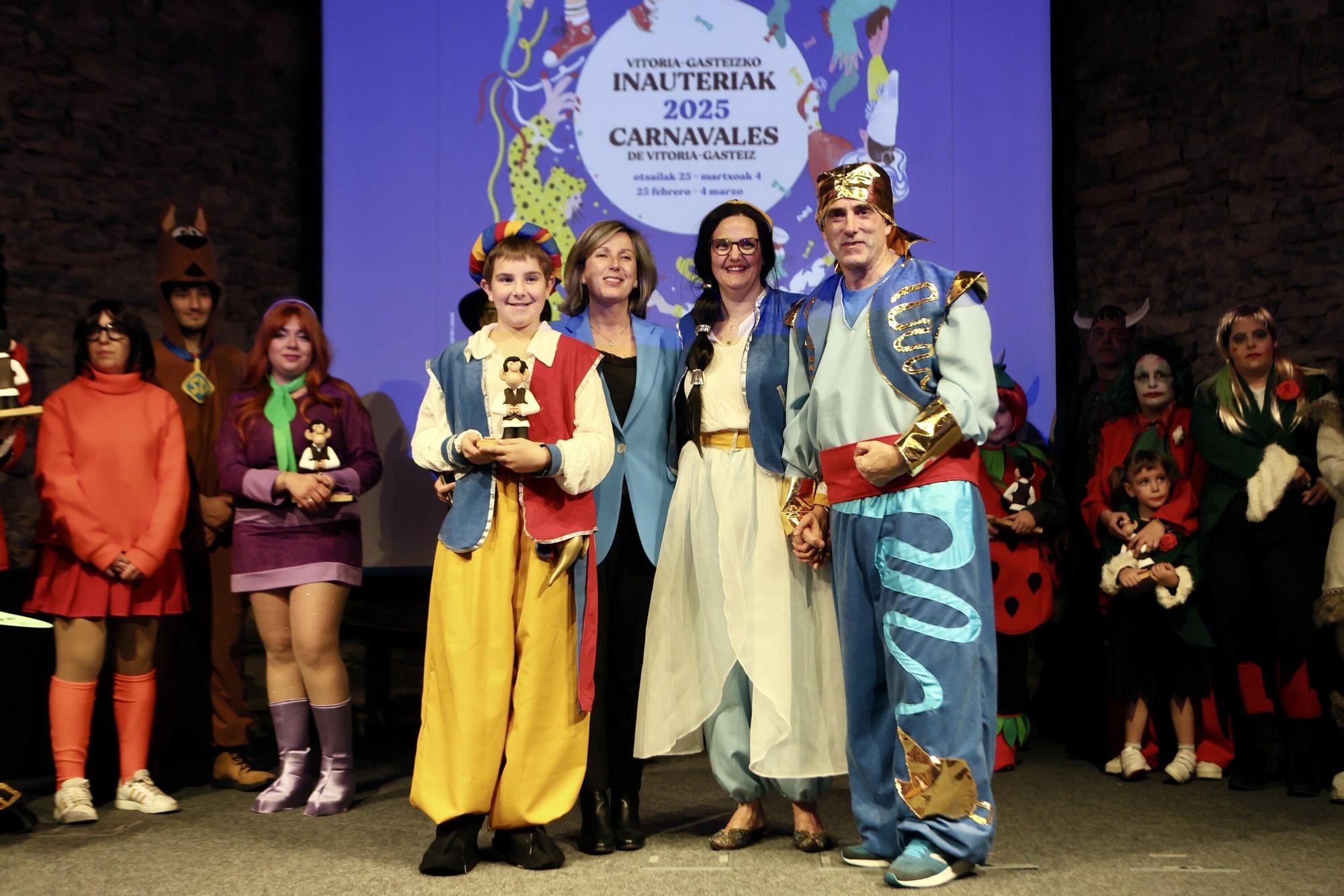 En imágenes: Presentación de Carnaval de las comparsas en el Palacio Villa Suso
