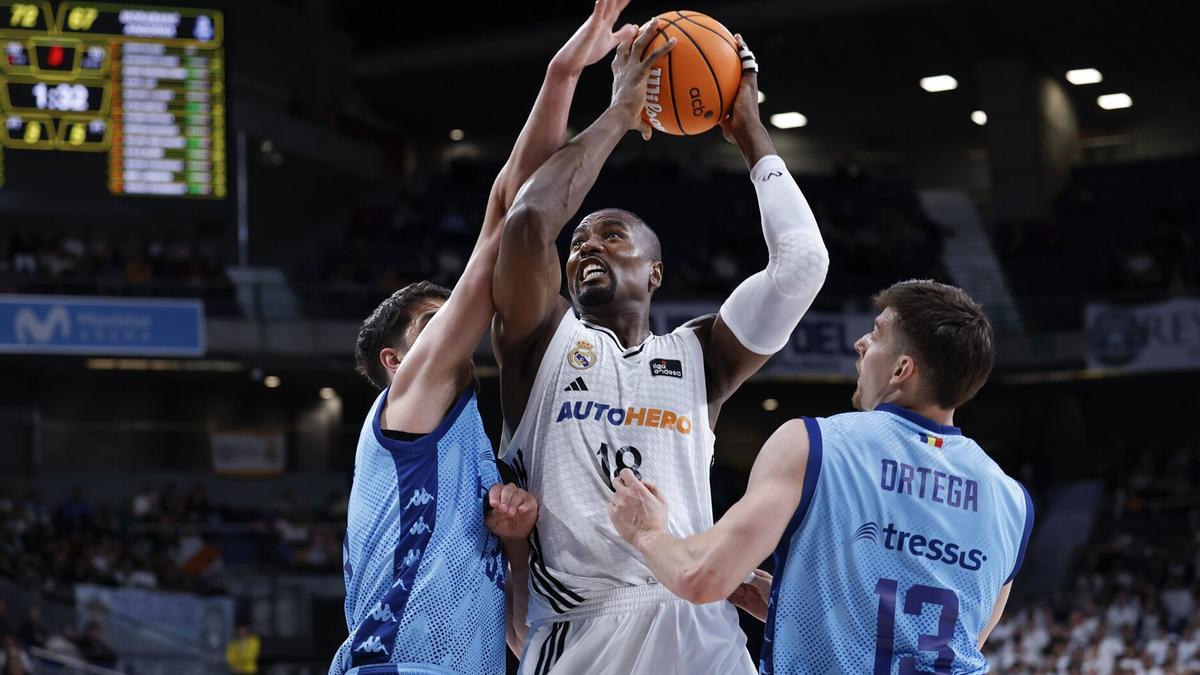 Serge Ibaka, internacional con España, es otro de los jugadores libres.