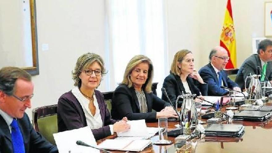 Rajoy descuadra las cuentas de la Seguridad Social