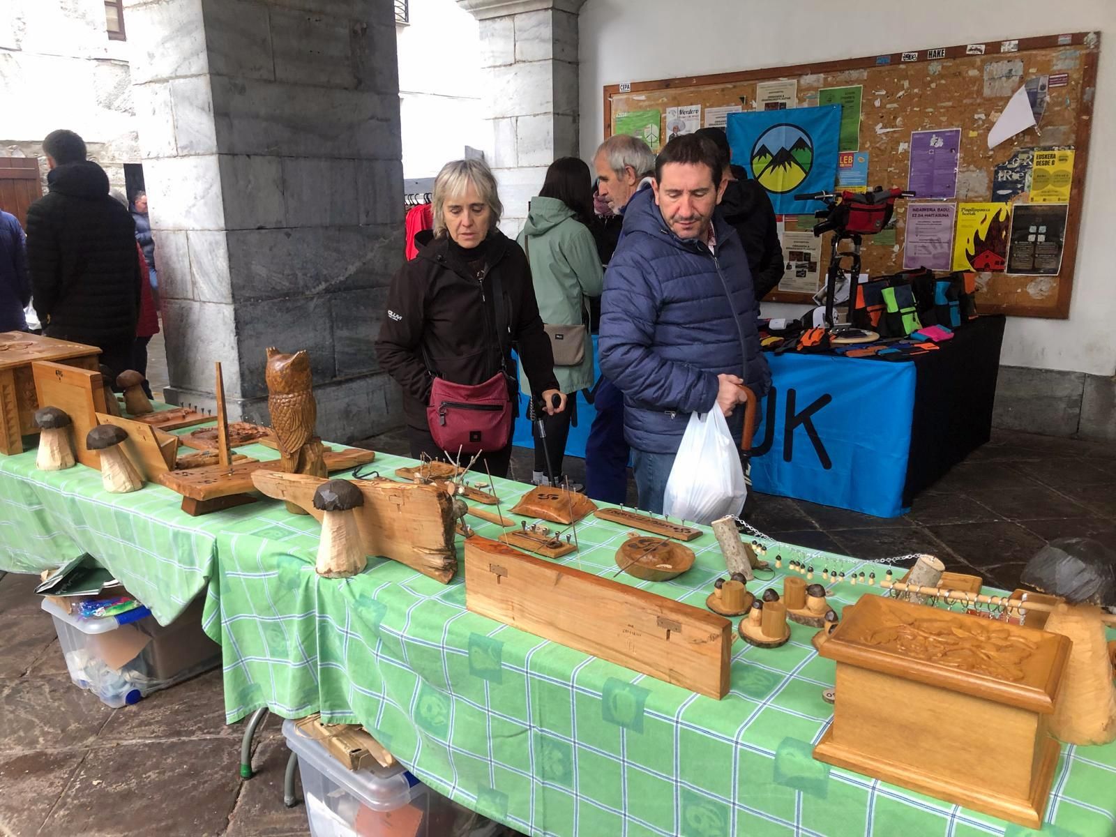 Lesaka celebra una feria extraña