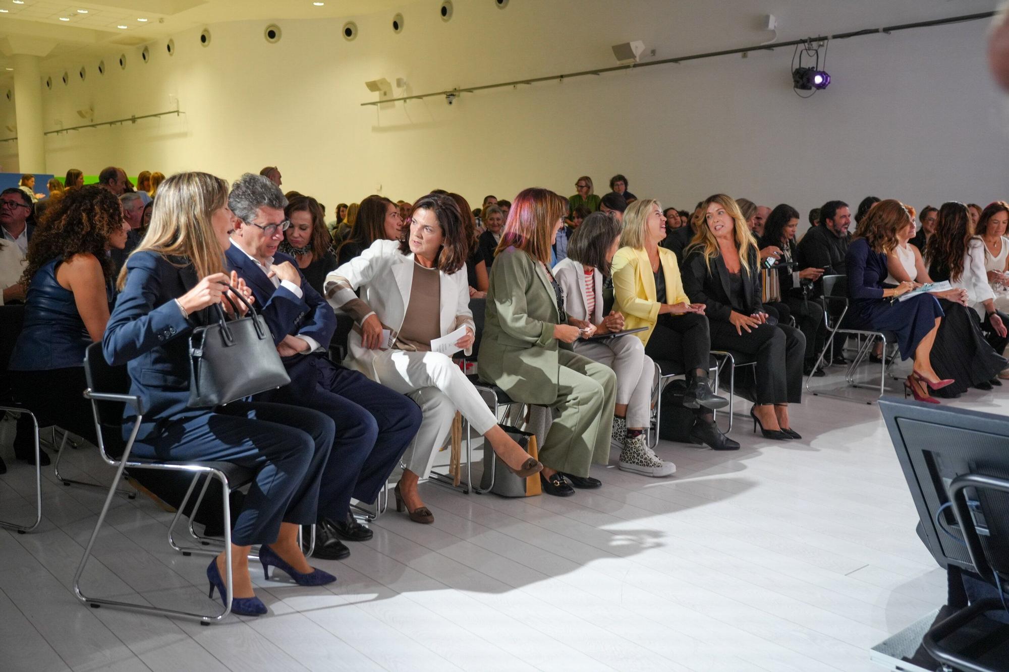 En imágenes: AMPEA premia a cuatro mujeres alavesas con una "extraordinaria trayectoria" profesional