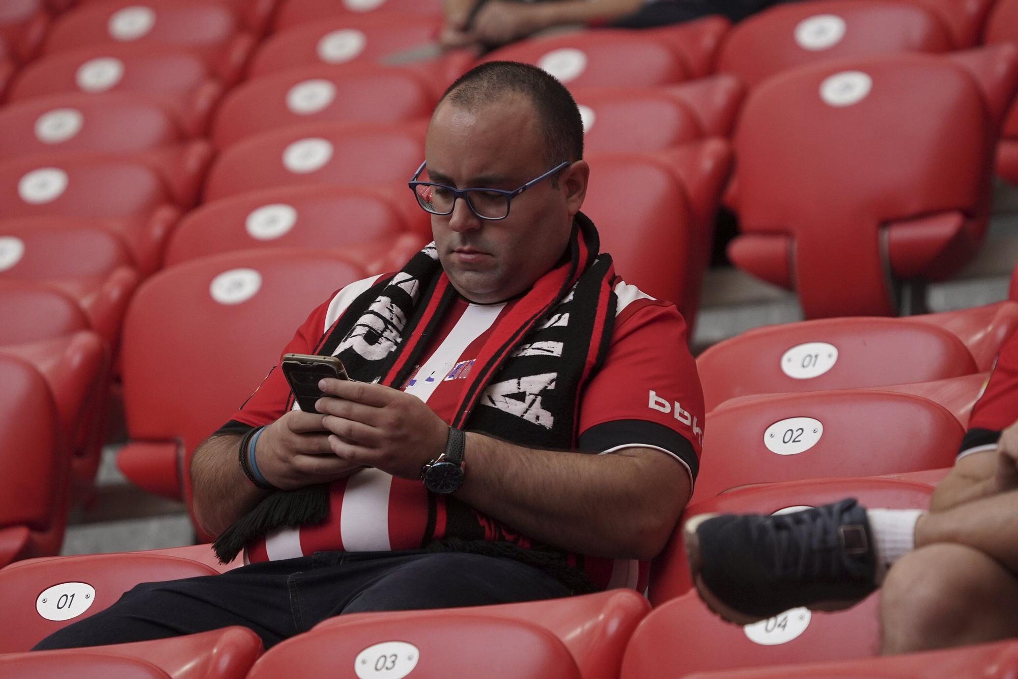 En imágenes: ¿Has estado en San Mamés viendo el Athletic-Alavés? Búscate en nuestra galería