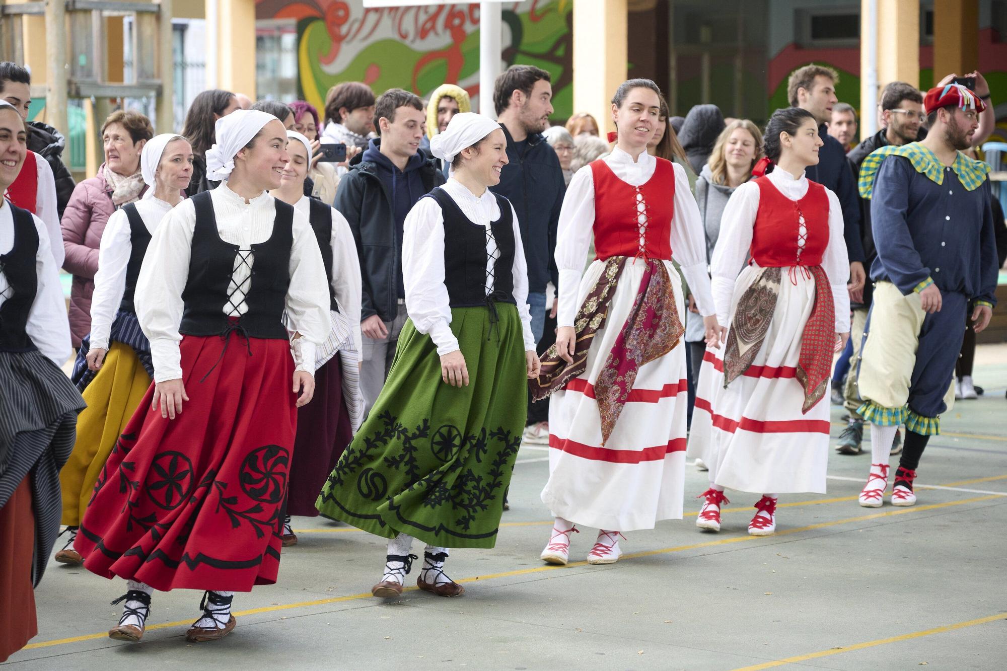 III Día del grupo de danzas Larratz