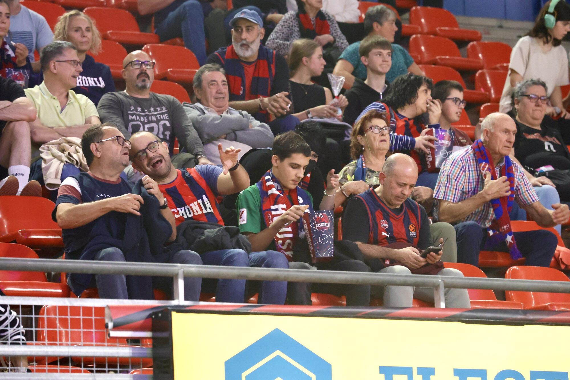 En imágenes: Así está siendo el Baskonia - Real Madrid