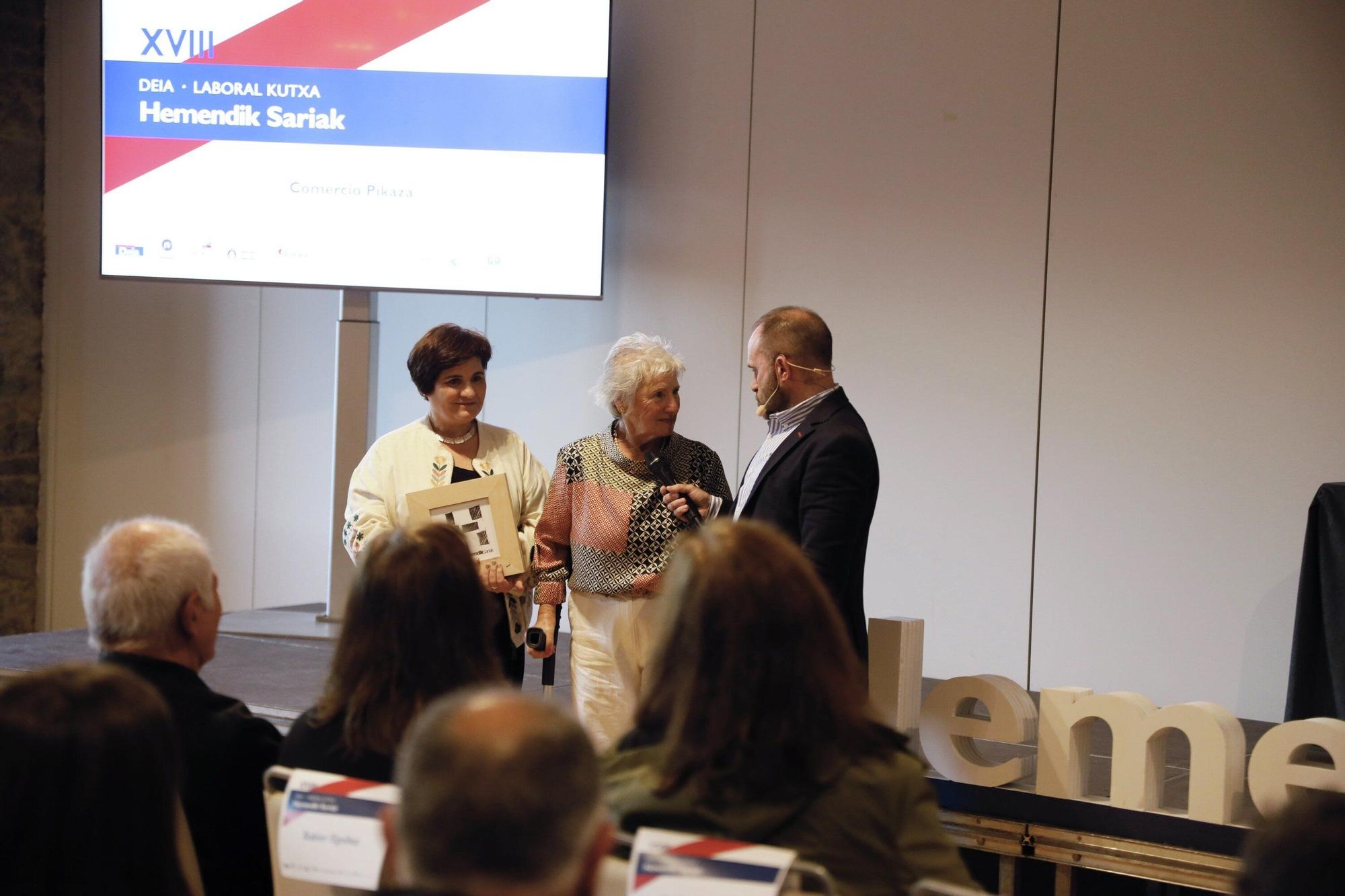 En imágenes: Entrega de los premios DEIA Laboral Kutxa Hemendik Sariak de la comarca Nerbioi-Ibaizabal