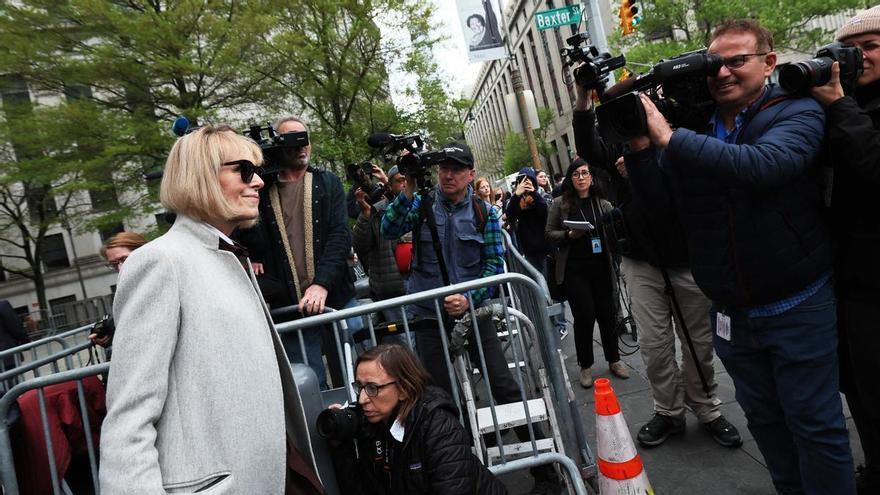 E. Jean Carroll comparece como testigo en el juicio contra Trump: "Me violó"