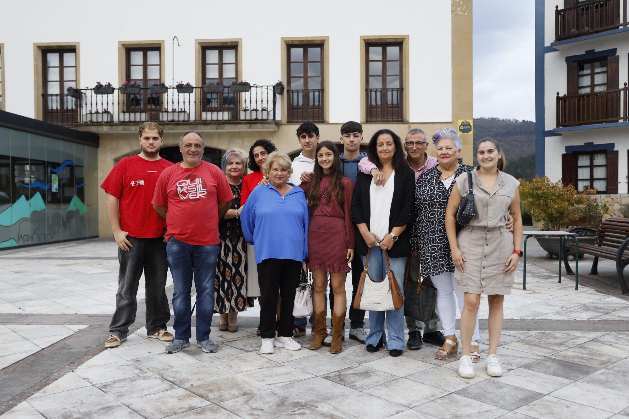 La jatabetarra Iraia Sainz Martínez, que despunta ya como amazona, estuvo acompañada por muchos de sus familiares en la cita de ayer.