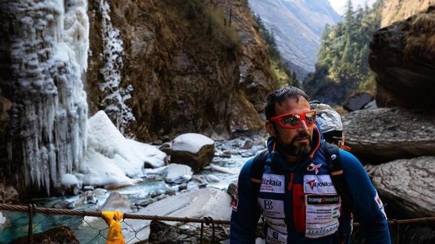 Alex Txikon destapa los "celos" de los alpinistas hacia Edurne Pasaban: "Salía más una mujer que los gallos del momento"