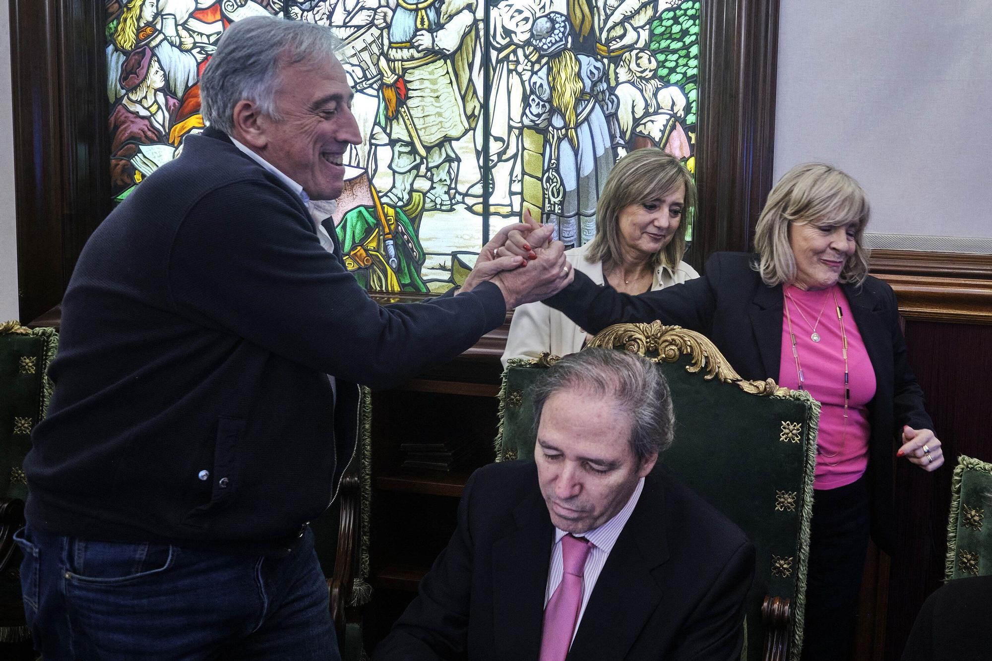 Fotos del pleno del Ayuntamiento de Pamplona (jueves 11 de diciembre de 2025)