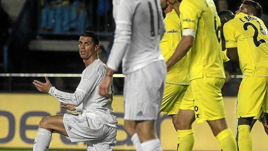 El Villarreal, con un gol de Soldado, supera al Real Madrid