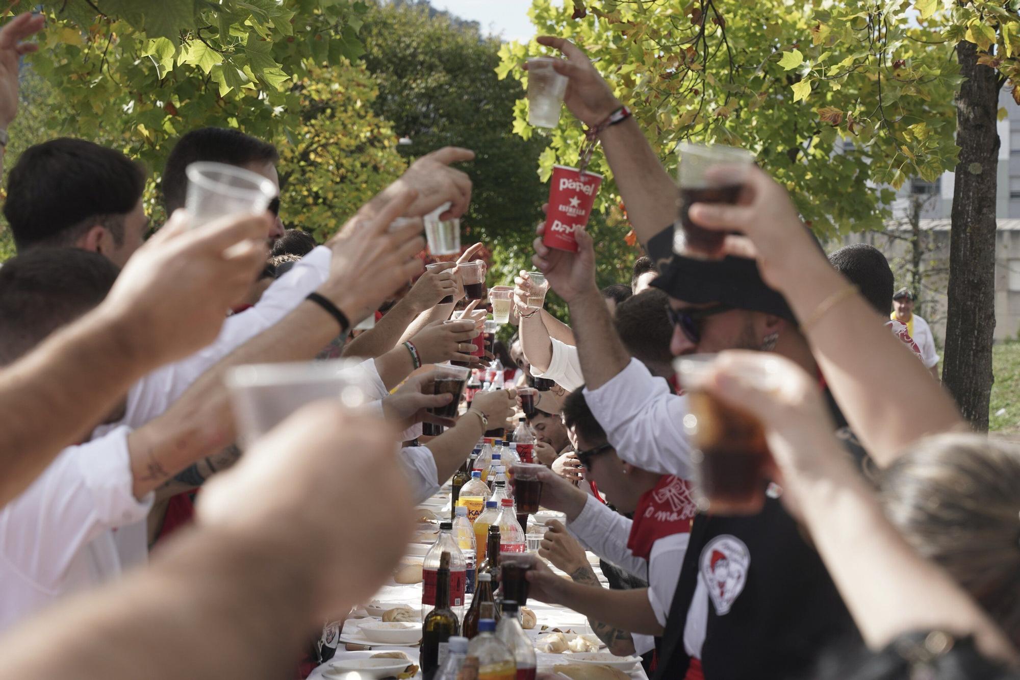 Más de 3.600 personas en la comida de cuadrillas de Basauri: “Es es indescriptible, se nos está yendo de las manos”