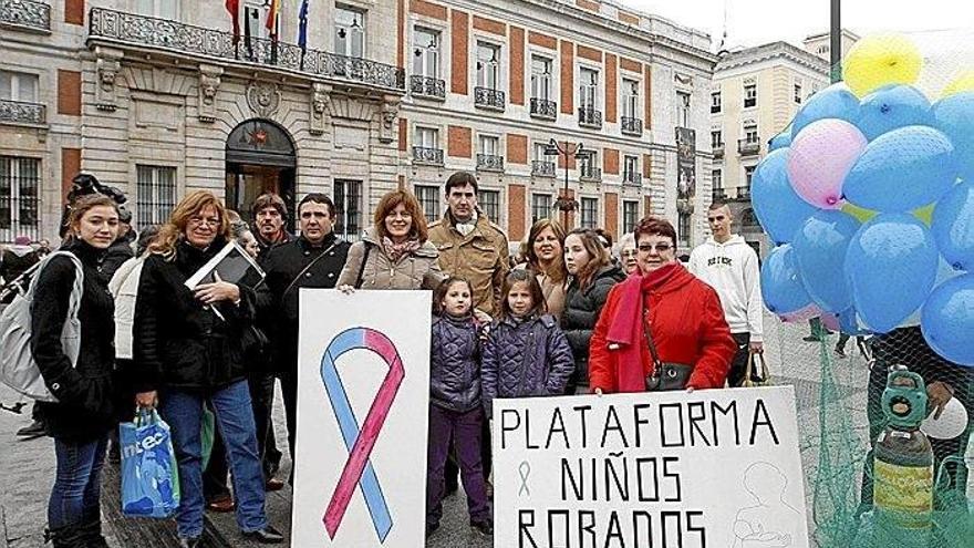 Niños robados, una asignatura pendiente con 2.000 denuncias