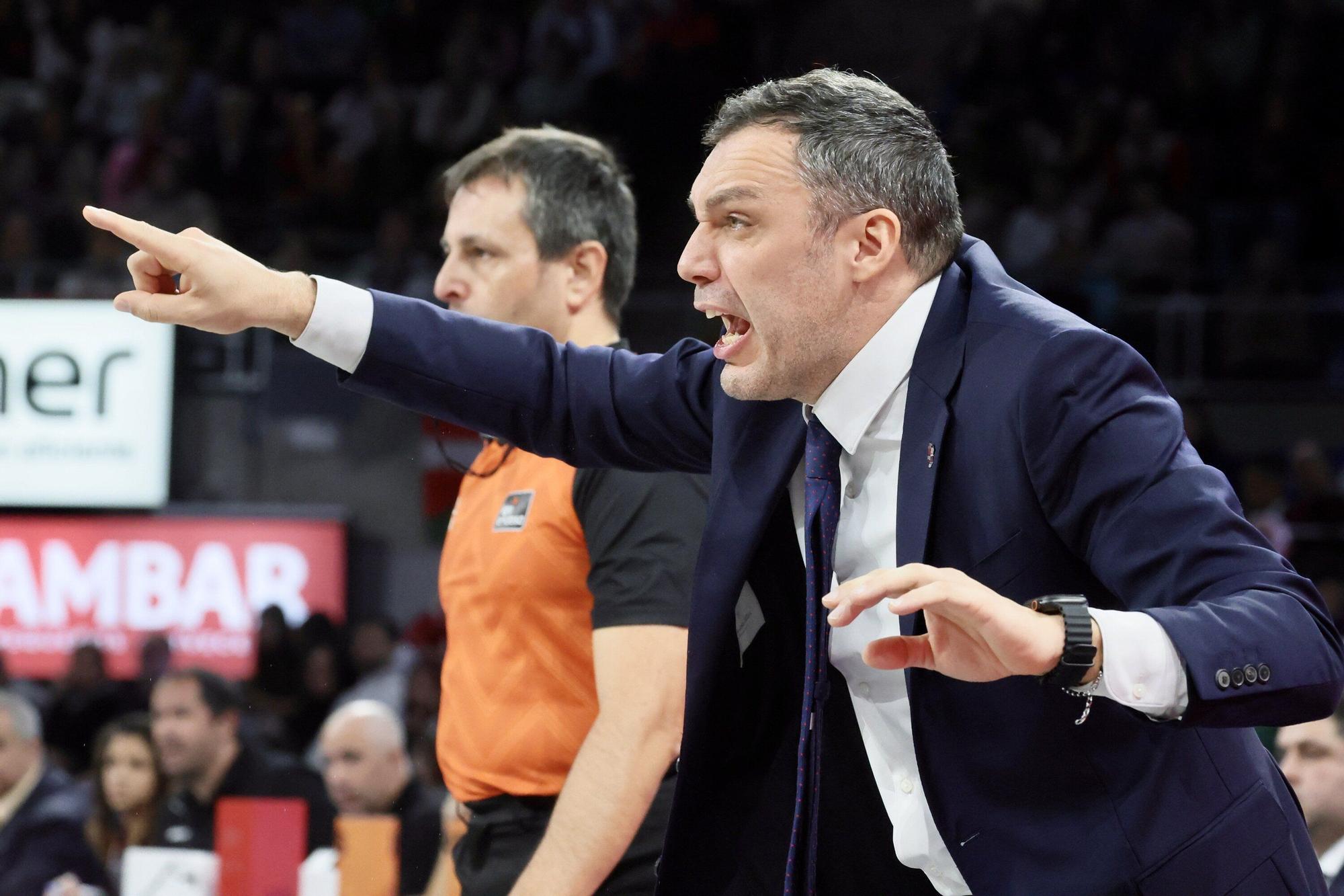 En imágenes: Ambientazo en el Buesa Arena