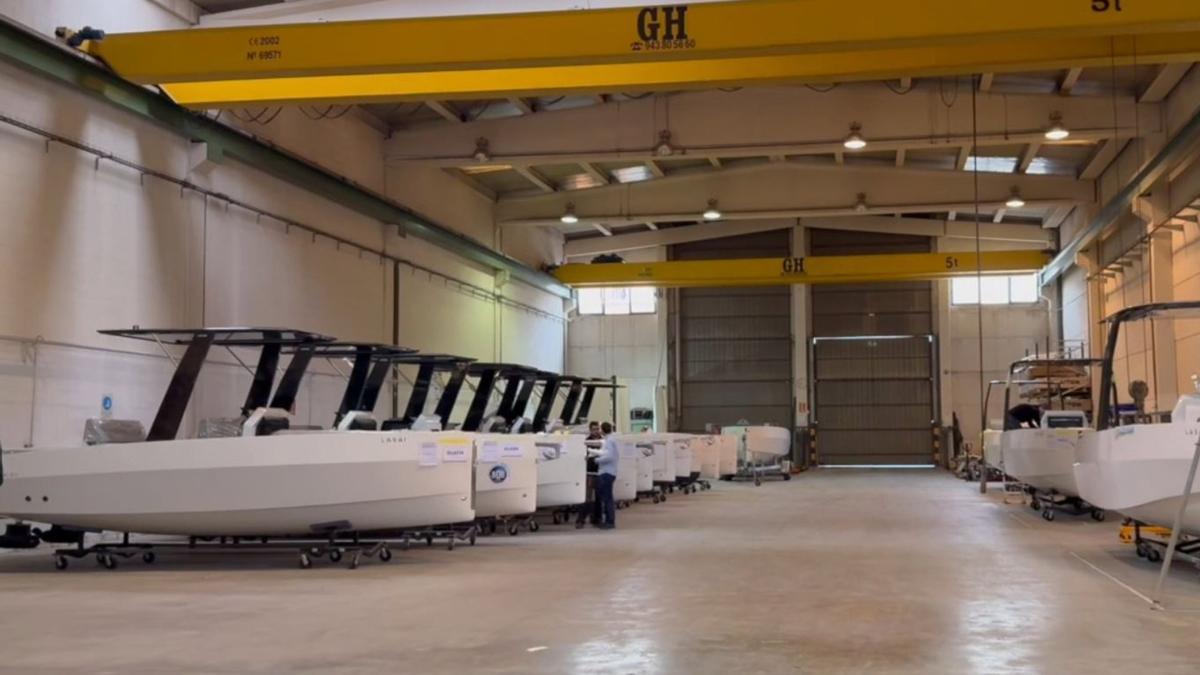 Administrazioan Euskaraz Taldeak salatu du Espainiako Aldizkari Ofizialak ez dituela legeak euskaraz argitaratzen.