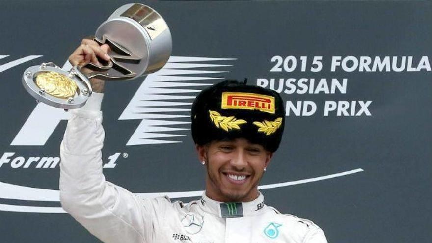 Hamilton refuerza su liderato tras ganar el Gran Premio de Rusia