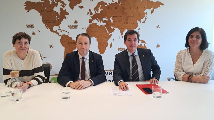 Industria, CEIN y UPNA firman un convenio para la gestión de Hirugarrena, un nuevo espacio para el emprendimiento