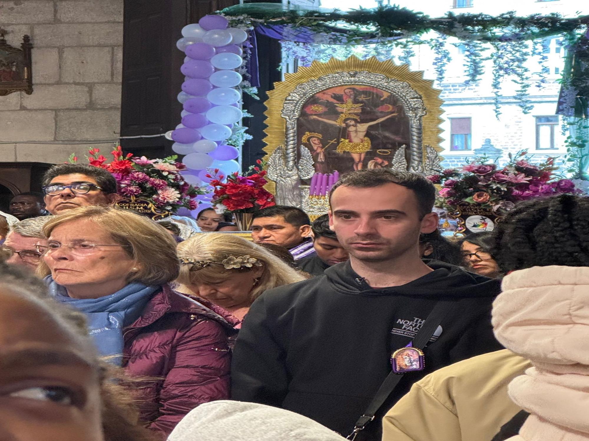 En imágenes: Procesión peruana por Vitoria en honor al patrón de Perú