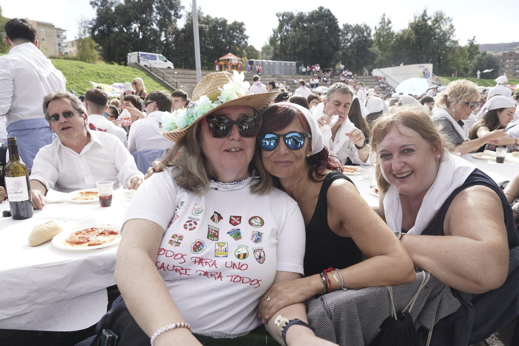 Más de 3.600 personas en la comida de cuadrillas de Basauri: “Es es indescriptible, se nos está yendo de las manos”