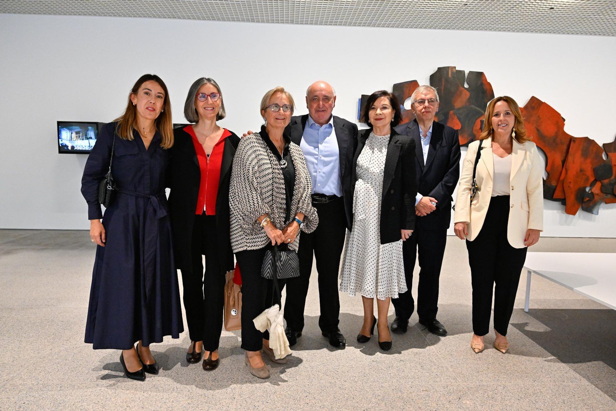 Nora Sarasola, Ane Agirre, Arantza Gandariasbeitia, Jon Urtasun, Begoña Atxalandabaso, Manu Ardanza y Cristina Ruiz.